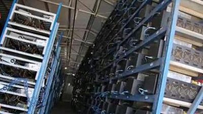 Mining farm utilizing renewable energy for cryptocurrency mining